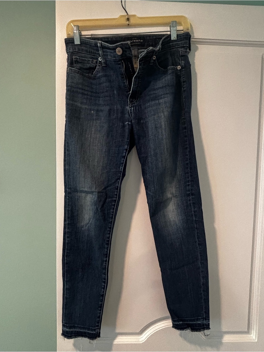 Lucky Brand Ava Skinny Dark Wash Women's Skinny Jeans Raw Hem